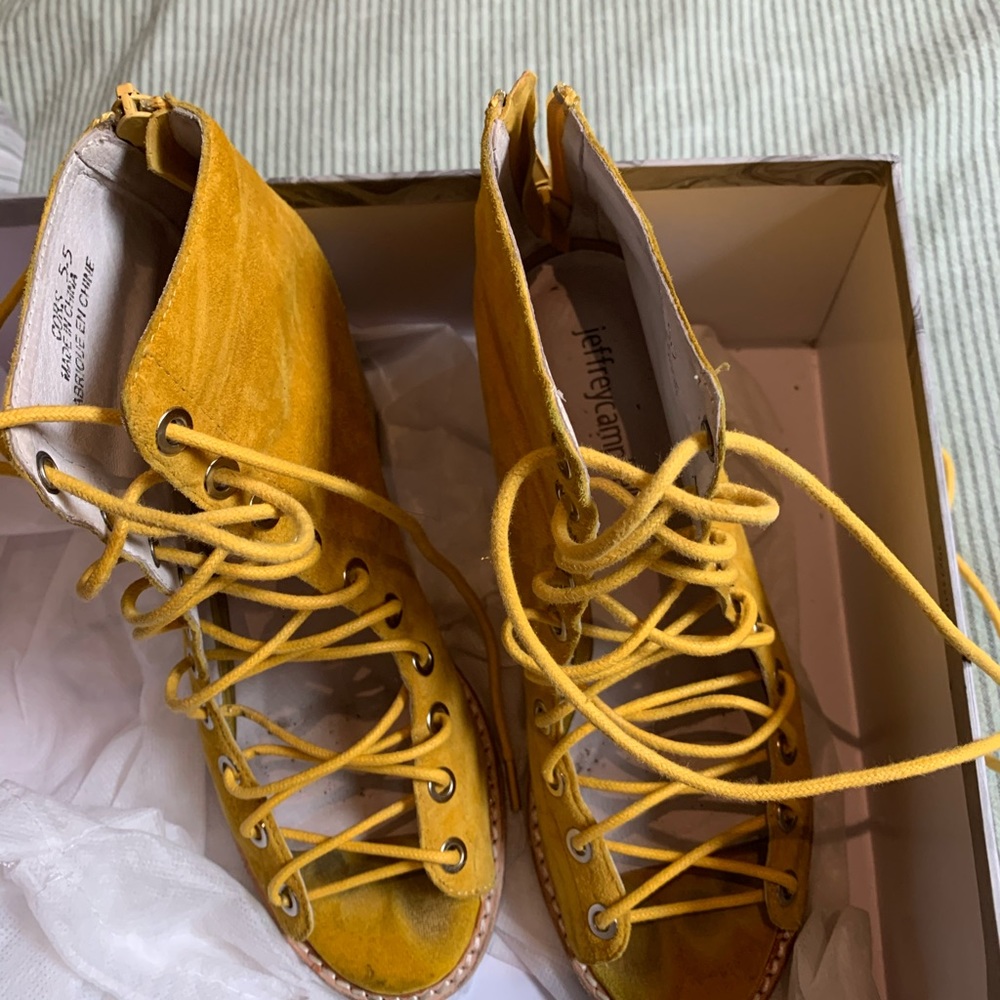 Jeffrey Campbell 5.5 beautiful yellow lace ups - Picture 3 of 6